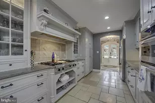 6407 Olmi Landrith Dr, Alexandria, VA 22307 - Photo 3