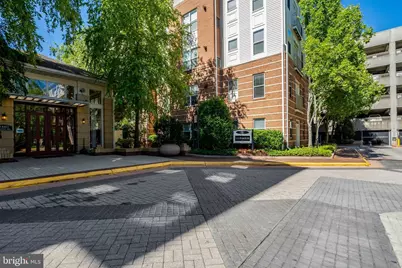 9480 Virginia Center Boulevard #111, Vienna, VA 22181 - Photo 3