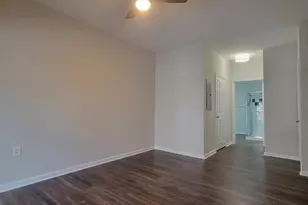 11379 Aristotle Dr, Fairfax, VA 22030 - Photo 19