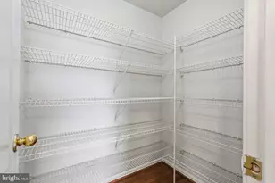 12972 Park Crescent Cir, Herndon, VA 20171 - Photo 33