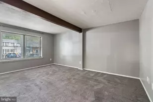 8164 Curving Creek Ct, Springfield, VA 22153 - Photo 3