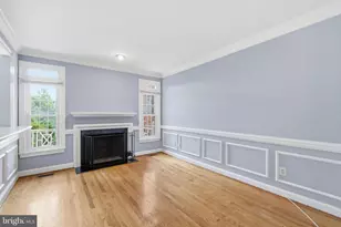 6323 Barcroft Mews Dr, Falls Church, VA 22041 - Photo 13