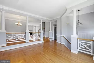 6323 Barcroft Mews Dr, Falls Church, VA 22041 - Photo 9
