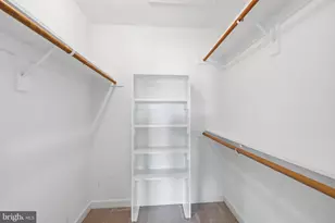6323 Barcroft Mews Dr, Falls Church, VA 22041 - Photo 21