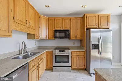 6323 Barcroft Mews Drive, Falls Church, VA 22041 - Photo 5