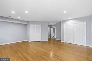 6323 Barcroft Mews Dr, Falls Church, VA 22041 - Photo 31
