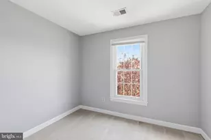 6323 Barcroft Mews Dr, Falls Church, VA 22041 - Photo 25