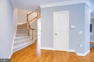 2914 Oakton Crest Pl, Vienna, VA 22181 - Photo 5