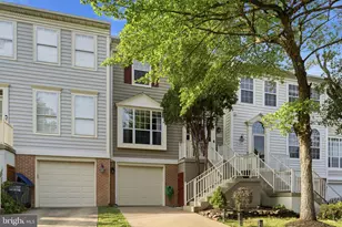 14312 Montverd Ct, Centreville, VA 20121 - Photo 1