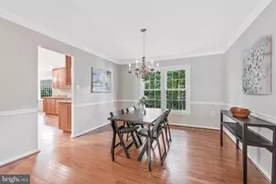 9759 Hatmark Ct, Vienna, VA 22181 - Photo 9