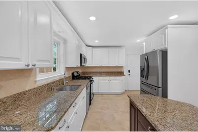 12212 Meadowstream, Herndon, VA 20170 - Photo 23