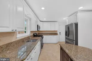 12212 Meadowstream, Herndon, VA 20170 - Photo 23