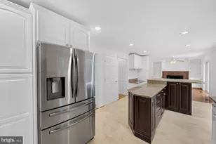 12212 Meadowstream, Herndon, VA 20170 - Photo 21