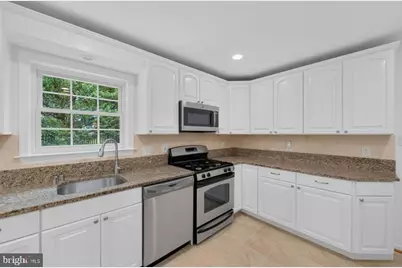 12212 Meadowstream, Herndon, VA 20170 - Photo 19