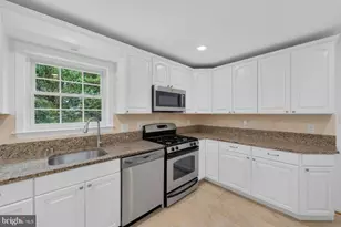 12212 Meadowstream, Herndon, VA 20170 - Photo 19