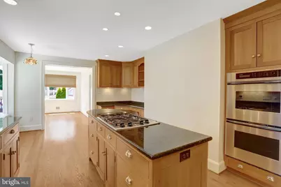 904 Waynewood Boulevard, Alexandria, VA 22308 - Photo 19