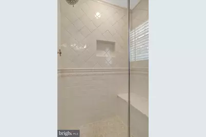 904 Waynewood Boulevard, Alexandria, VA 22308 - Photo 17
