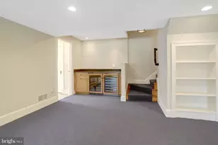 904 Waynewood Blvd, Alexandria, VA 22308 - Photo 53