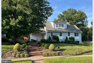 904 Waynewood Boulevard, Alexandria, VA 22308 - Photo 1