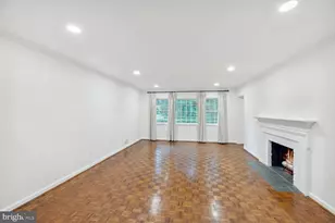 6313 Stoneham Ln, McLean, VA 22101 - Photo 5