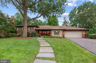 6313 Stoneham Ln, McLean, VA 22101 - Photo 1