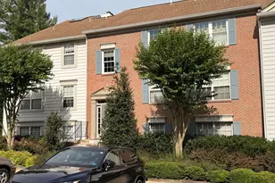 12101 Greenwood Ct, Fairfax, VA 22033 - Photo 5
