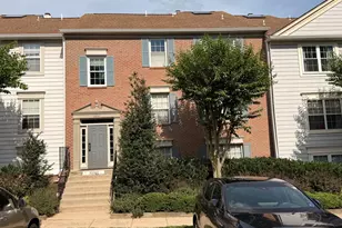 12101 Greenwood Ct, Fairfax, VA 22033 - Photo 3