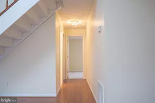12101 Greenwood Ct, Fairfax, VA 22033 - Photo 17