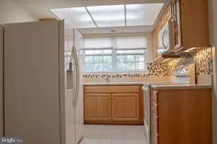 12101 Greenwood Ct, Fairfax, VA 22033 - Photo 15
