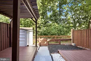 6013 Chestnut Hollow Ct, Centreville, VA 20121 - Photo 29