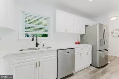 3269 Annandale Road, Falls Church, VA 22042 - Photo 13