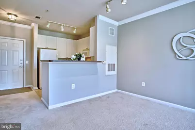 9486 Virginia Center Boulevard #308, Vienna, VA 22181 - Photo 5