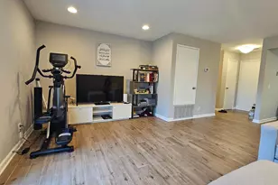 2493 Glengyle Dr, Vienna, VA 22181 - Photo 7