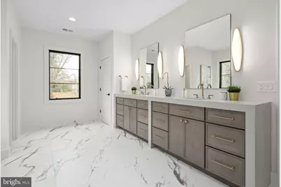 6526 Byrnes Drive, McLean, VA 22101 - Photo 13