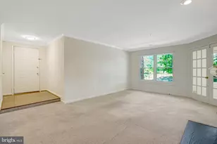 6107 Wigmore Ln, Alexandria, VA 22315 - Photo 9