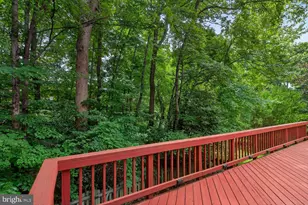 9105 Oak Chase Ct, Fairfax Station, VA 22039 - Photo 31
