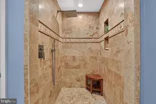 9105 Oak Chase Ct, Fairfax Station, VA 22039 - Photo 55