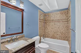 9105 Oak Chase Ct, Fairfax Station, VA 22039 - Photo 61