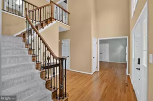9105 Oak Chase Ct, Fairfax Station, VA 22039 - Photo 35
