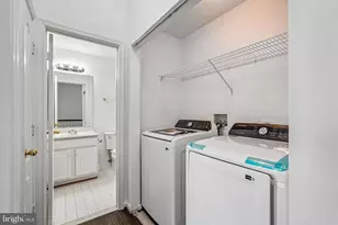 12960 Park Crescent Cir, Herndon, VA 20171 - Photo 29