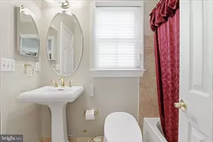 7323 Laurel Creek Ct, Springfield, VA 22150 - Photo 31
