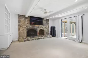 9369 Tovito Dr, Fairfax, VA 22031 - Photo 5
