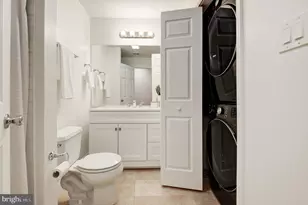 11701 Karbon Hill Ct, Reston, VA 20191 - Photo 23