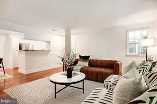 11701 Karbon Hill Ct, Reston, VA 20191 - Photo 9