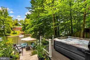 3431 Greentree Dr, Falls Church, VA 22041 - Photo 7