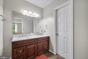 7981 Northumberland Rd, Springfield, VA 22153 - Photo 9