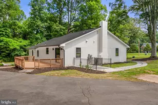 12365 Henderson Rd, Clifton, VA 20124 - Photo 9