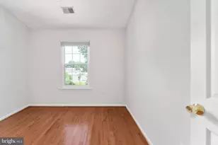 5408 Crystalford Ln, Centreville, VA 20120 - Photo 33