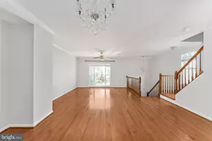 5408 Crystalford Ln, Centreville, VA 20120 - Photo 9