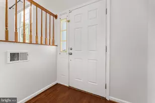 5408 Crystalford Ln, Centreville, VA 20120 - Photo 5